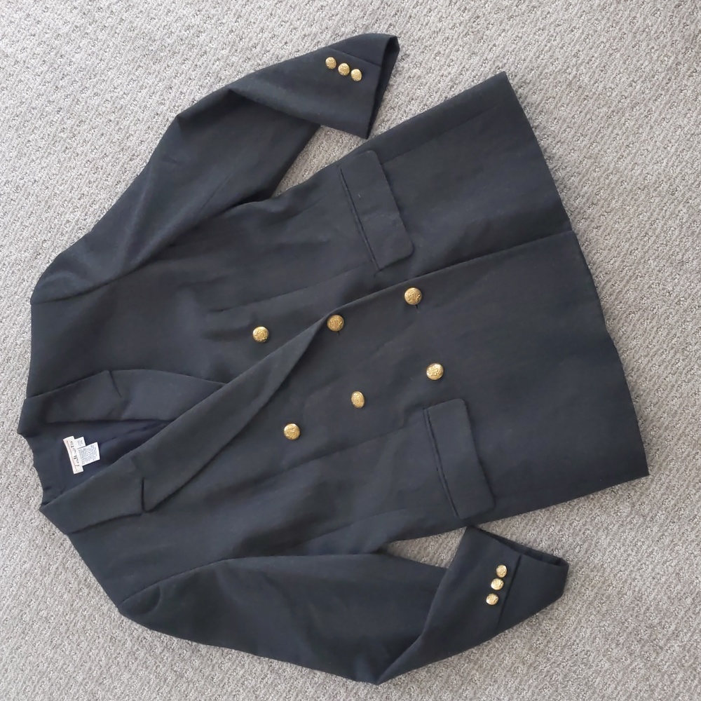 STUNNING Vintage Talbot's Grey Wool Double Breasted Blazer w/Gold Button…